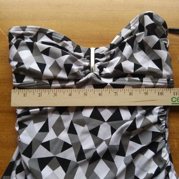 Calvin Klein NWT black white gray swimsuit size 4 - Picture 10 of 13